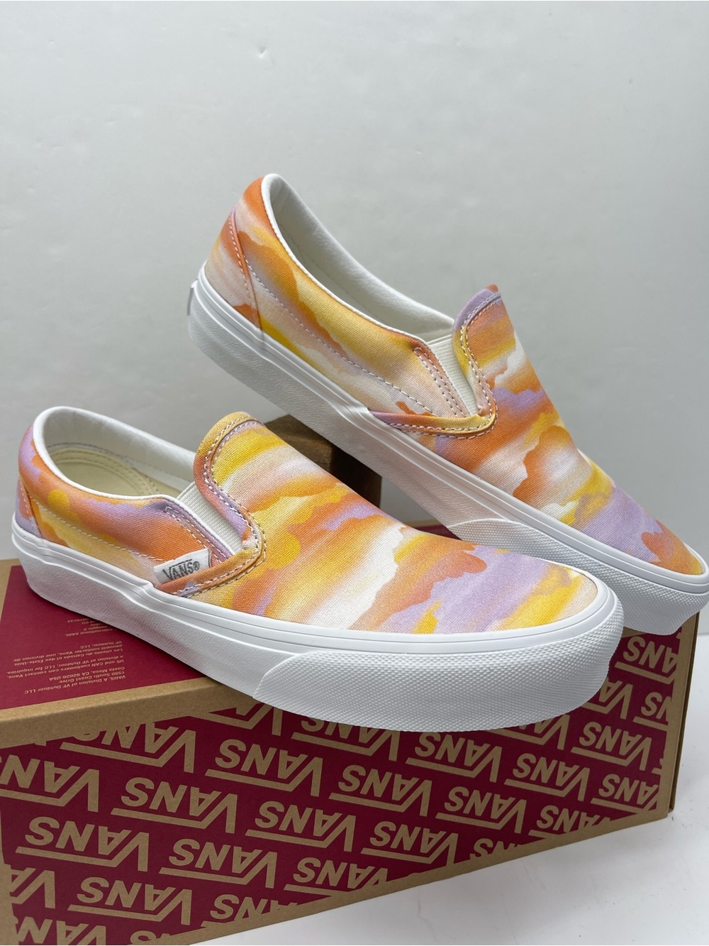 Vans WMNS Classic Slip-On Festival Dream Multi
Sneakers Lavender Watercolor - Picture 4 of 16
